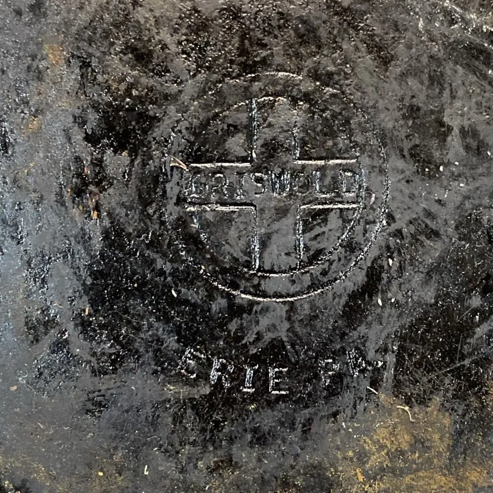 Vintage Griswold No. 5 Cast Iron Skillet A 724 Small Logo Erie, PA